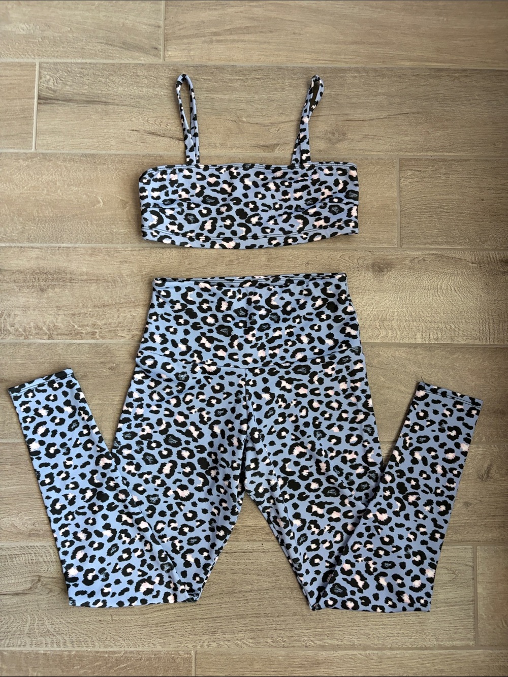 ONZIE Lavender/ Pink Leopard Print Two-Piece Active Set